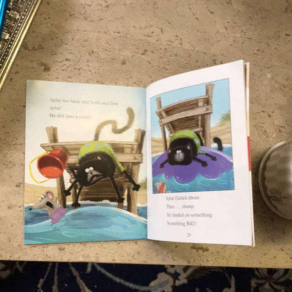 “Splat the Cat” a whale of a Tale - Picture 4 of 10